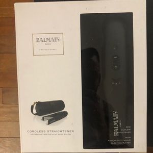 Balmain cordless flatiron
